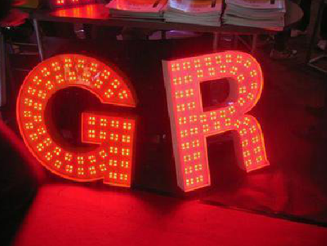 惠安LED发光字有哪些优势？